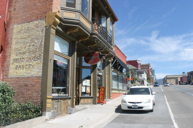 The Hummingbird Cafe